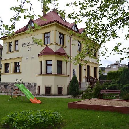 Pension65 Police nad Metuji Exterior photo